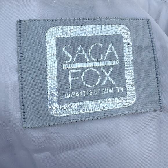 Rare Saga Fox White Fur Coat | Arctic Glamour, Spiral Sleeves, Bridal or Archive - Picture 9 of 16